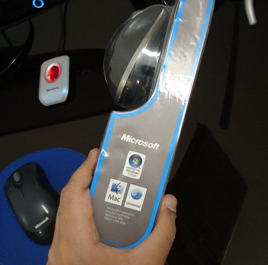 Microsoft Explorer Mini Mouse - Works with Windows Vista and Mac OS X