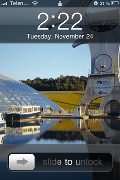 Bing Wallpaper on iPhone