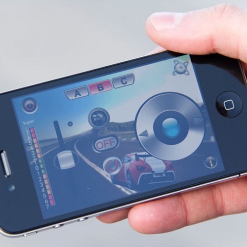 iphone-controlled-stunt-car-racer-4-550x550