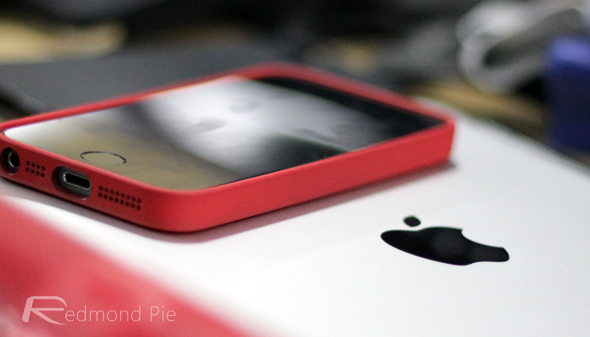Product RED iPhone 5s case