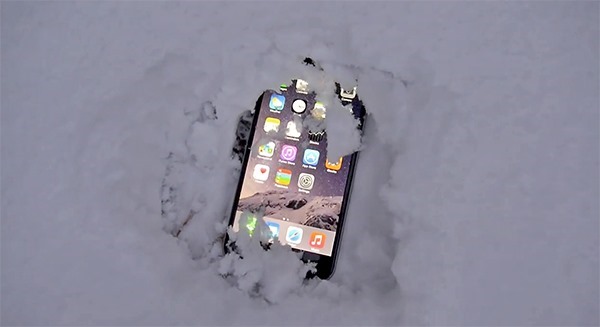 iPhone 6 Plus snow