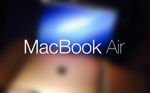 MacBook Air lid main