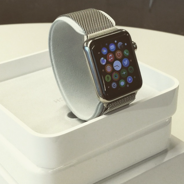 Apple Watch box 1
