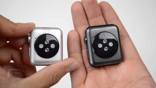 Apple Watch 38mm vs 42mm Heart Rate Sensor Side by Side Comparison