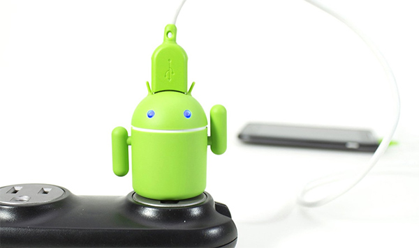 Andru-Android-Robot-USB-charger