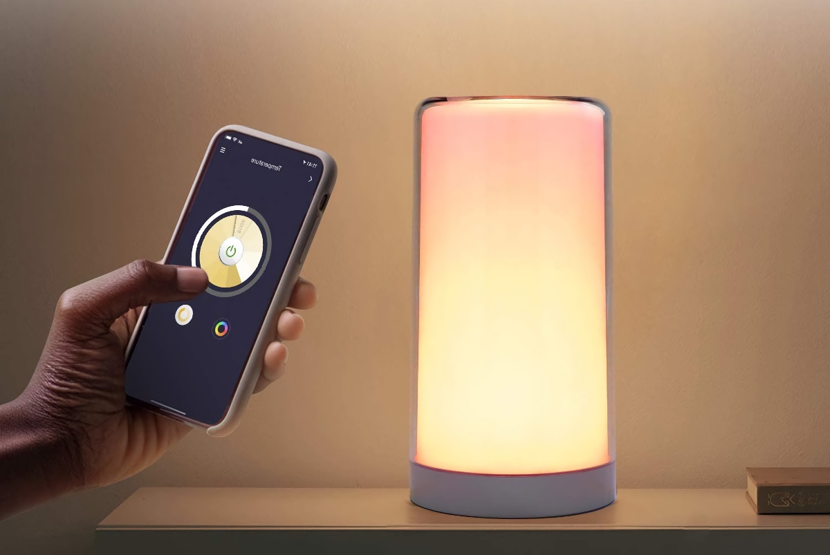 HomeKit Can Cycle Through Million Colors And Just $27 Today | Redmond Pie